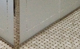 Framed Pivot Screens